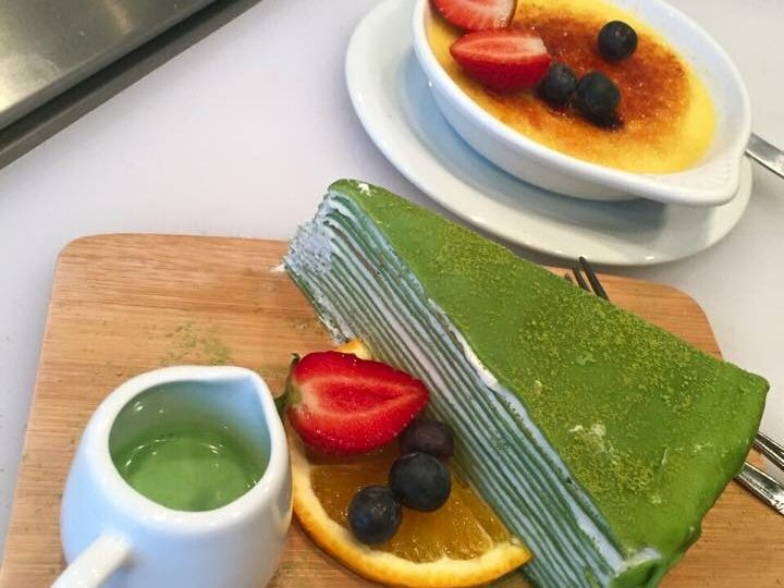 Is Sweet Coffee & Dessert food